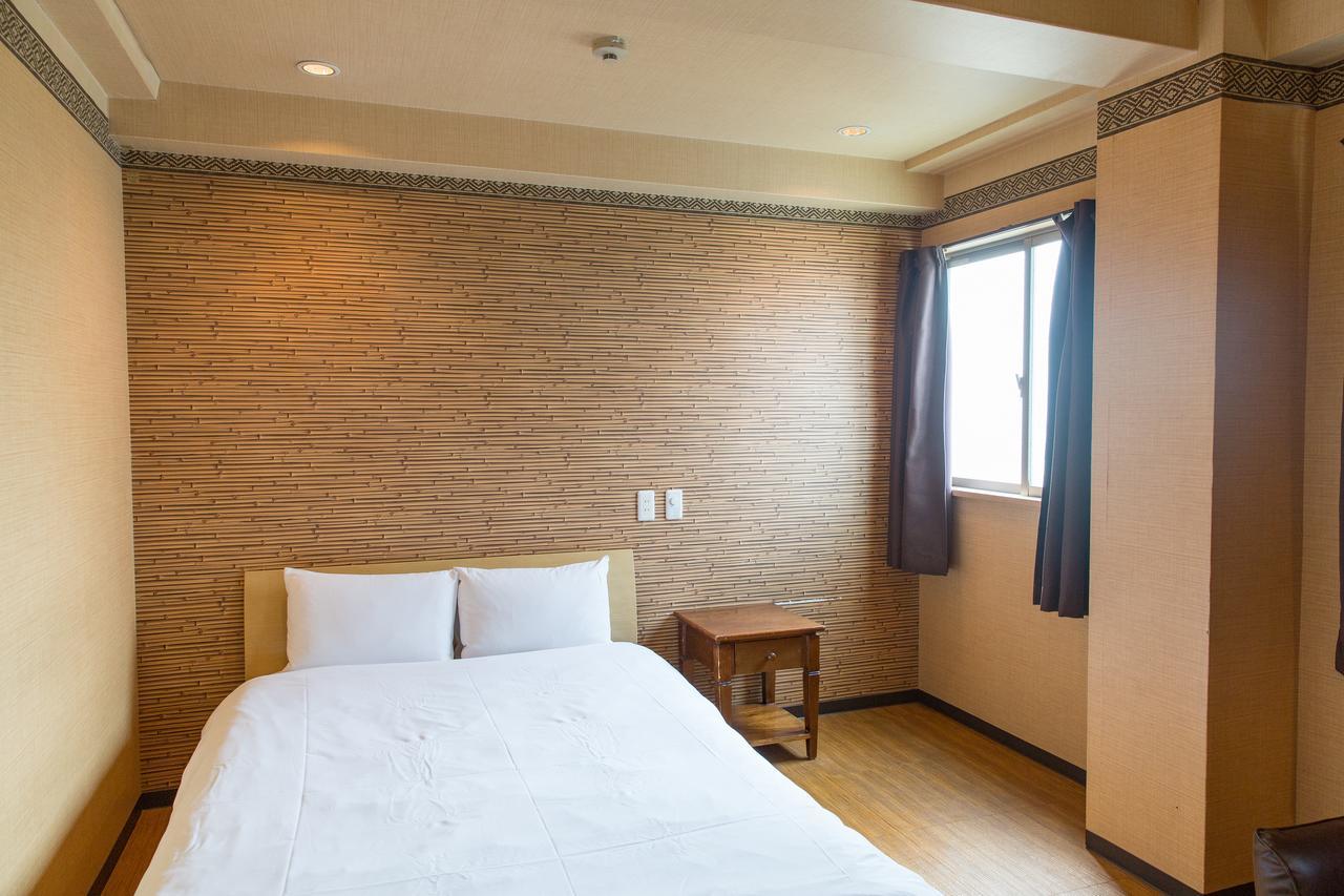 Uehonmachi Plaza Hotel (Adults Only) Οσάκα Εξωτερικό φωτογραφία