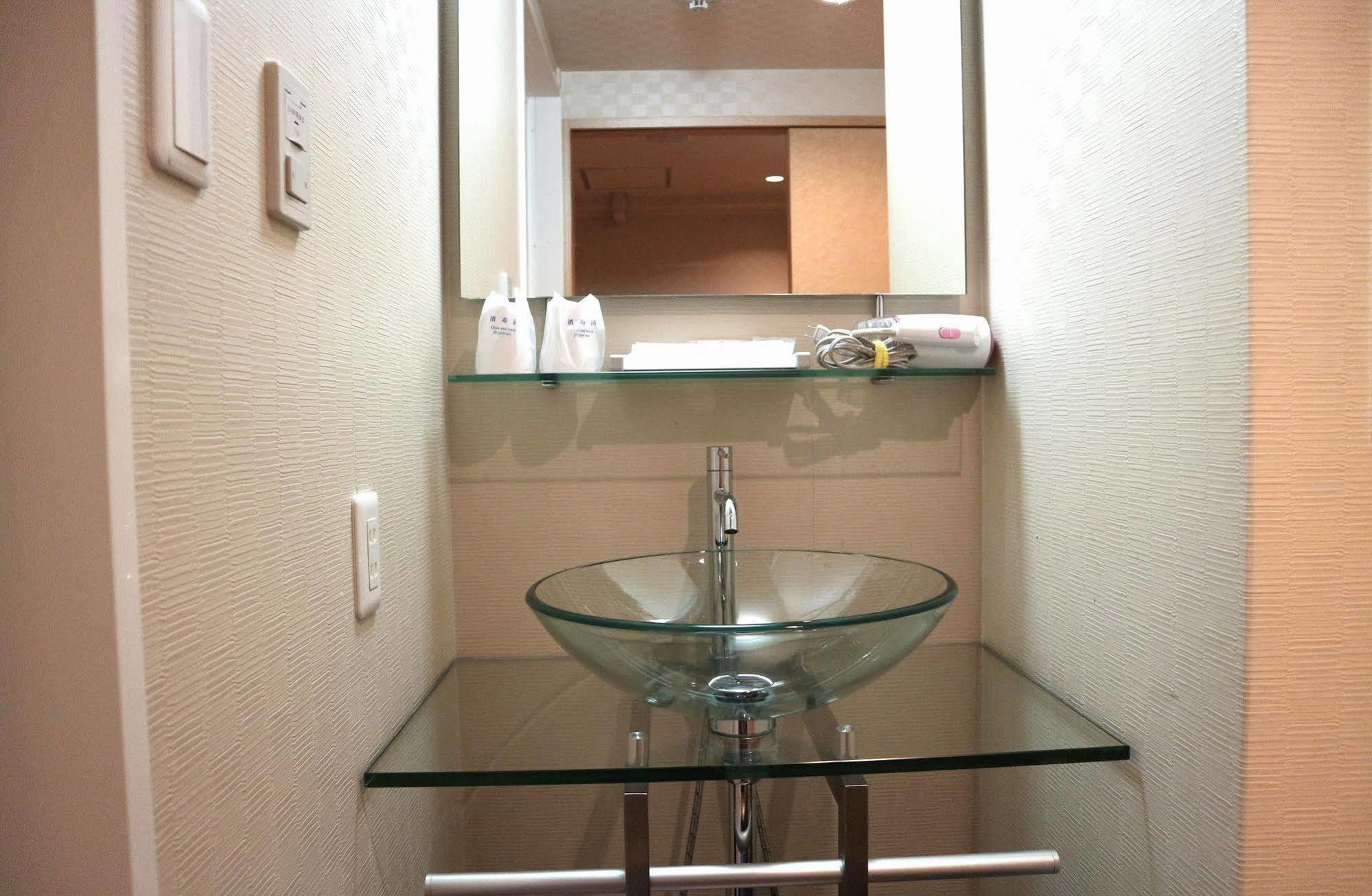 Uehonmachi Plaza Hotel (Adults Only) Οσάκα Εξωτερικό φωτογραφία